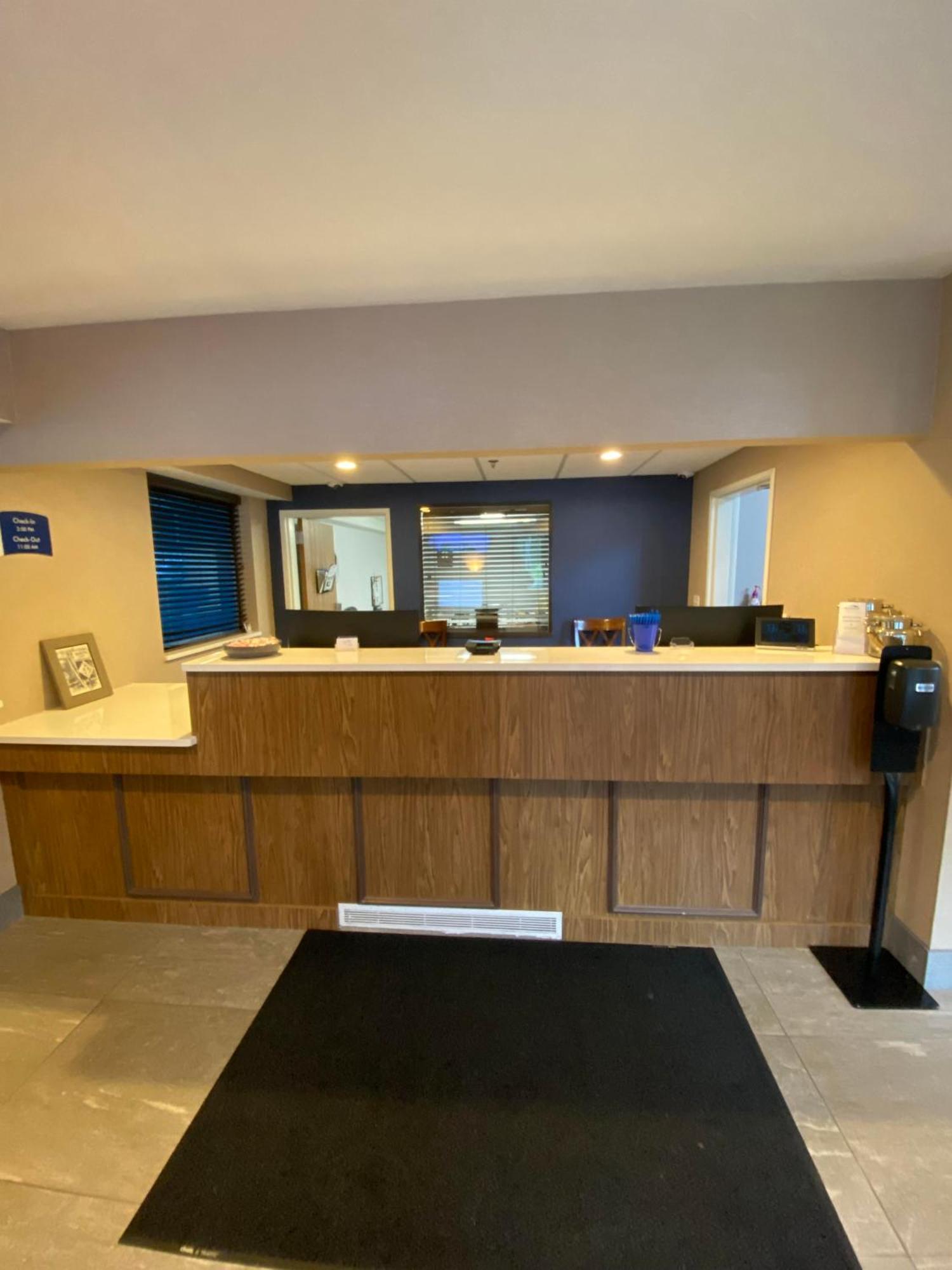 Beachfront Hotel Houghton Lake Luaran gambar