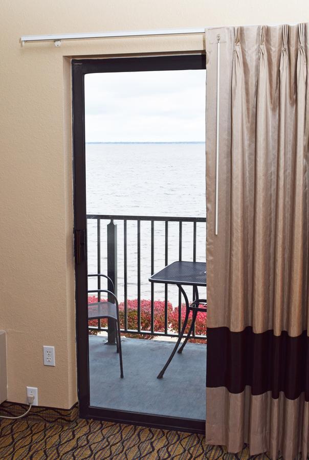 Beachfront Hotel Houghton Lake Luaran gambar